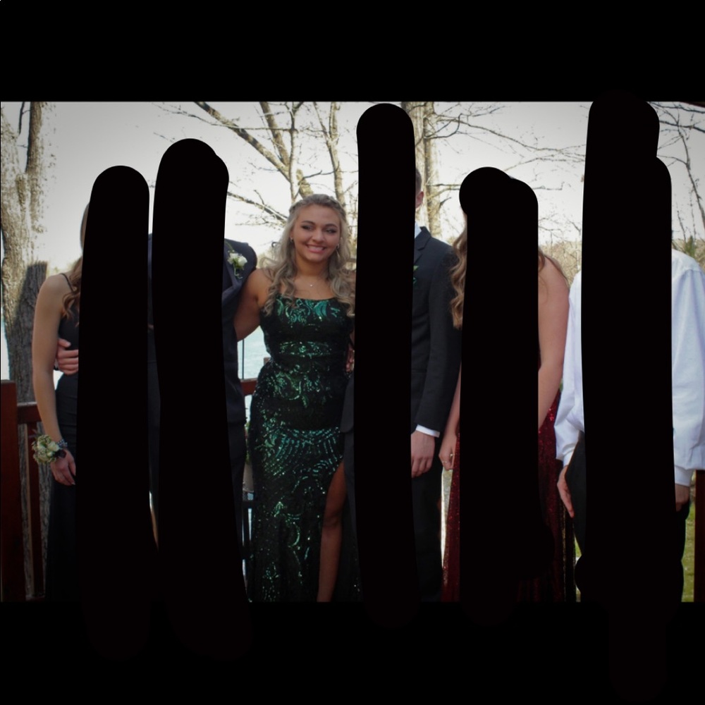 PROM DRESS!size large dark green sequence Arabella dress worn once
